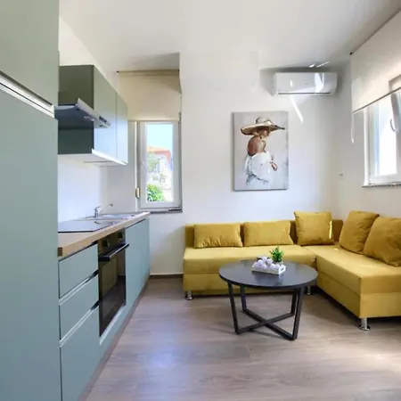 شقة One Bedroom With Terrace A1 *