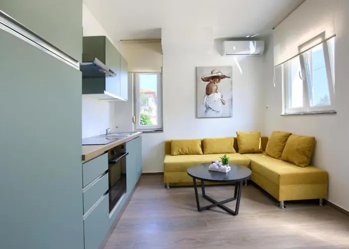 Daire One Bedroom With Terrace A1 *